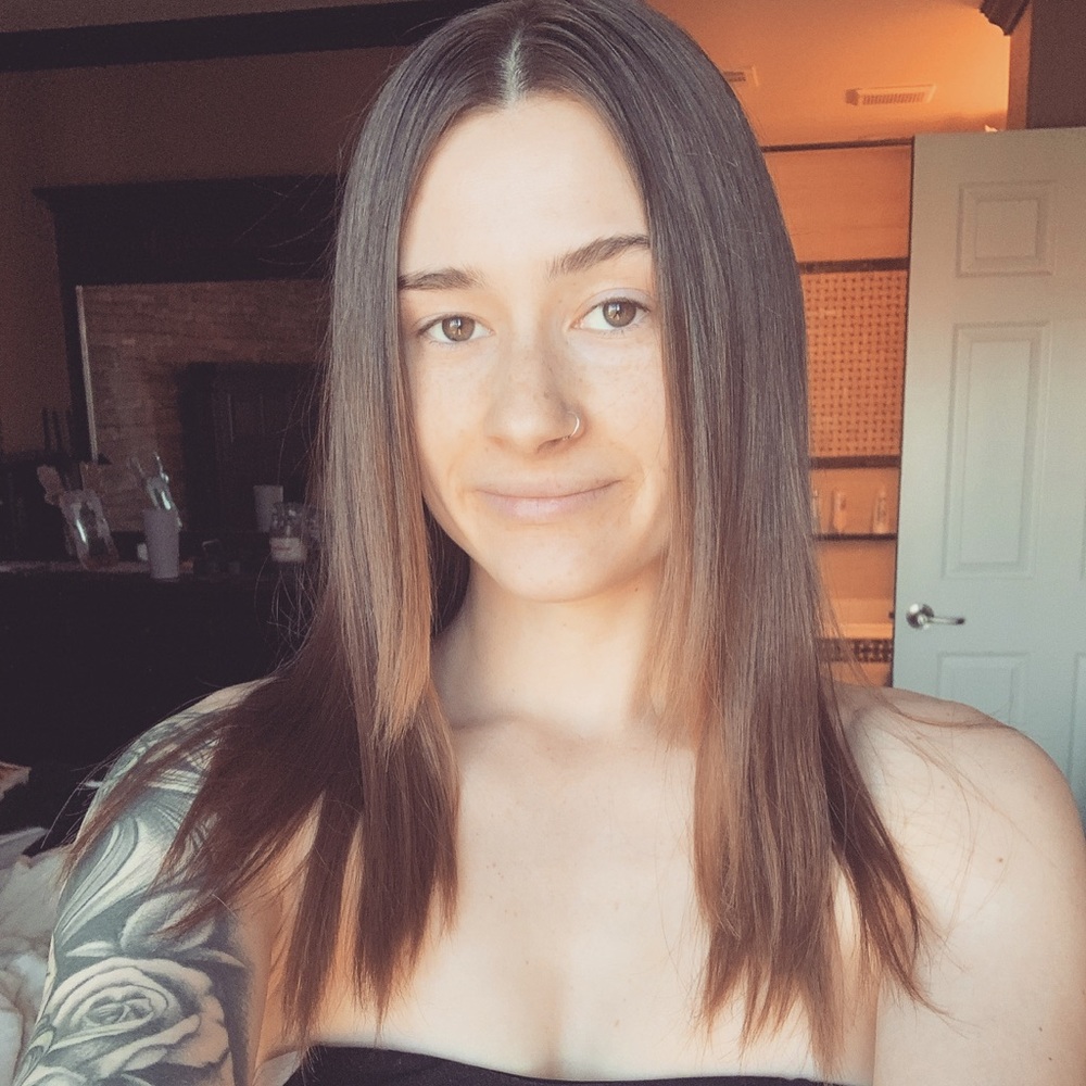 Meet your Posher, Madelyn